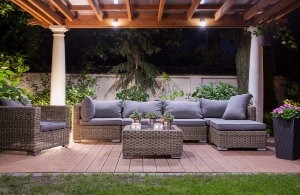 Deck Furniture Assembly in Lynnwood