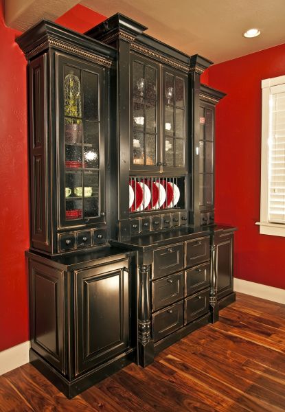 Hutch Installation in Lynnwood